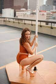 Shemax 2023 haute qualité personnalisé en gros pôle danse ensemble vente chaude cuivre Cami avec bas actif haut et bas ensemble - Product Image 6