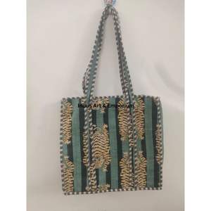 Fait à la main en coton imprimé de blocs floraux sac à provisions grand sac à provisions sac fourre-tout en coton cadeaux abordables pour femmes pour elle - Product Image 6