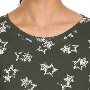 T-shirt de sublimation pour femmes de haute qualité avec impression de logo personnalisé dernière conception pour l'été - Product Image 5