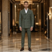 Costume homme vert sauge foncé à motif losanges, croisé, revers pointus, boutons noirs, poches à rabat, costumes d'affaires sur mesure MTM