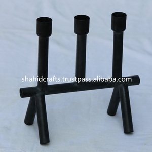 Bougeoir en métal de luxe fait à la main pour la décoration intérieure et la décoration de Noël Support de pilier élégant - Product Image 3