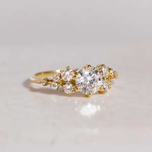 แหวนหมั้นเพชร CZ สีขาวทรงกลมสีขาว7มม. สีเหลืองทองเครื่องประดับสำหรับเจ้าสาวแบบวินเทจ - Product Image 1