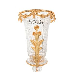 Vase Arabesque en cristal gravé à la main avec détails en laiton massif doré - Product Image 5
