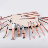 Ensemble de soins professionnel et luxueux 18 pièces 7 en 1 |   Kit de manucure et pédicure en acier inoxydable |   Coffret cadeau complet d'outils de toilettage pour bébé