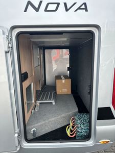 2020 Mercedes-Benz LASTRADA NOVA AWD d'occasion avec sièges en cuir à moteur turbo - Product Image 4