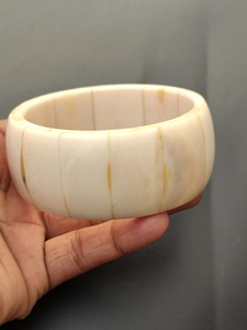 Brazalete de Hueso de Búfalo Natural, Joyería Artesanal de Hueso de Búfalo - Product Image 3