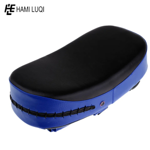 Coussinets personnalisés OEM Muay Thai Kick Pad Protecteur de boxe Rembourrage lourd Coussinets thaïlandais Arts martiaux Offre Spéciale d'entraînement Taekwondo - Product Image 4