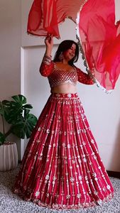 Vente chaude Readymade Indian Designer Lehenga Choli Avec Dupatta Georgette Avec Sequin Travail De Mariage, Party Wear Bollywood Outfit - Product Image 3