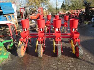 Achetez une machine à planter du maïs à 4 rangs, semoir universel pour maïs, machine à semer le maïs à vendre - Product Image 4