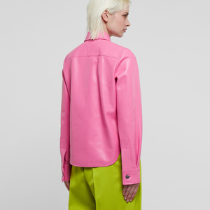 Dernière mode de robe chemise en cuir pour femme couleur rose finition brillante avec bouton à l'avant tenue décontractée élégante pour la fête ou la soirée - Product Image 2