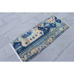 Alfombra Turca de 1.9x4.8 pies, Alfombra Vintage de Lana con Bordes Azules y Marrones - Product Image 3