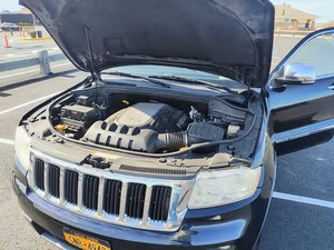 JEEP GRAND CHEROKEE LIMITED 2011 USADO, CON VOLANTE A LA IZQUIERDA/DERECHA, CON PAQUETE LUXURY GROUP II - Product Image 2