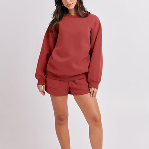 Conjunto personalizado de Sudadera con capucha y pantalones cortos para mujer, elegante conjunto de dos piezas, cómodo para entrenamiento, entrenamiento físico y uso diario - Product Image 2