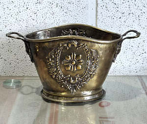 Seau à glace en laiton héritage pour collection de barware authentique, reflétant l'artisanat culturel et le design de luxe, avec étiquetage privé - Product Image 4