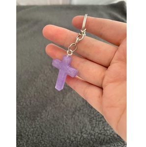 พวงกุญแจเรซิ่นดีไซน์เก๋ ใส ทันสมัย ทนทาน ใช้เป็นของขวัญได้อย่างลงตัว - Product Image 1