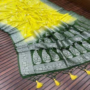 Saree en crêpe Georgette de luxe avec Jarman Jari en argent pur et tissage jacquard riche idéal pour les mariages et les fêtes - Product Image 5