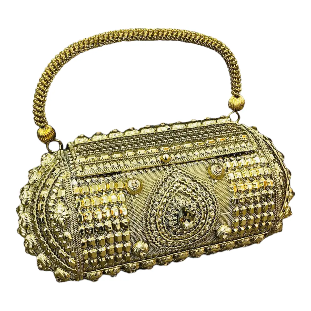 حقيبة يد حريمي معدنية هندية مصنوعة يدويًا من النحاس الأصفر بأحدث تصميم لعام 2024 للحفلات المسائية بسعر البيع بالجملة