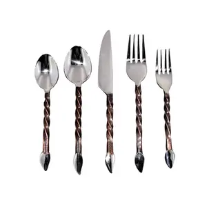 ชุดที่ปาดเนยทองพร้อมด้ามไม้ไผ่ดีไซน์ทันสมัยสำหรับร้านอาหารโรงแรมในบ้าน - Product Image 5