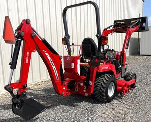 Achetez un tracteur Massey Ferguson GC1723E 4WD de 22,5 CV avec moteur d'origine, chargeur, pelle rétrocaveuse et tondeuse disponibles à la livraison - Product Image 6
