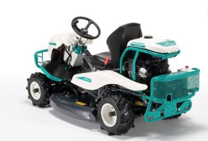 Tracteur OREC RM982F 4x4 Rabbit à vendre, moteur diesel compact, transmission intégrale, système PTO robuste, utilisation agricole et jardinage. - Product Image 5