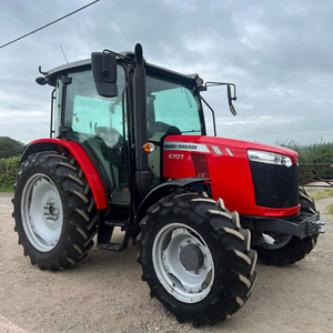 Tracteur utilitaire à roues Massey Ferguson 4707 70 CV 2RM à transmission par engrenages, robuste, pour moteur, boîte de vitesses, pompe, et travaux agricoles intensifs - Product Image 1