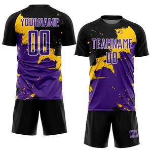 Vente en gros d'uniformes de football authentiques kits à séchage rapide avec coutures robustes construits pour les séances d'entraînement dans les écoles et les clubs - Product Image 1
