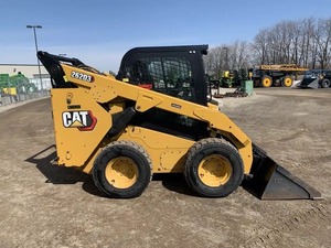 Chargeuse sur pneus Caterpillar Cat 262D3 d'occasion, chargeuse sur chenilles diesel, capacité nominale de 4 tonnes, équipement de construction jaune - Product Image 1