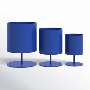 Jardinière galvanisée élégante au design moderne idéale pour l'affichage de verdure de bureau de balcon de jardin à la maison avec sophistication - Product Image 4