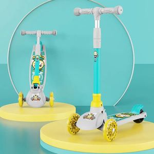 <span class=keywords><strong>Ayun</strong></span> Jugueteria - Hoverboard Electrónico de 3 Ruedas para Niños, Patinete con Altura Ajustable, Juguete para Exteriores para Niños de 3 a 12 Años, Tipo Inteligente, Ruedas de PU - Product Image 4