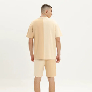 ชุดเสื้อยืดและกางเกงขาสั้นออกกำลังกายสำหรับผู้ชาย แห้งเร็ว ระบายอากาศได้ดี น้ำหนักเบา ผ้าฝ้าย ลายเรียบ ไซส์ใหญ่ ราคาสมเหตุสมผล สำหรับฤดูร้อน - Product Image 4