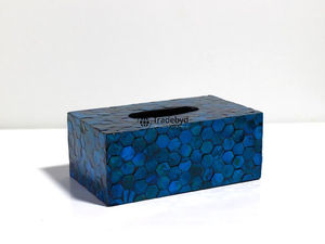 Caja de Pañuelos Decorativa Premium con Diseño Floral Grabado, Hecha a Mano, Disponible en Diferentes Formas para un Interior Elegante - Product Image 3