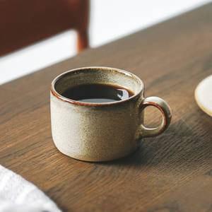 Aito Seisakusho P108 Juego de Tazas y Platos de Porcelana Japonesa de Alta Calidad, Diseño Moderno y Clásico para la Hora del Café - Product Image 5