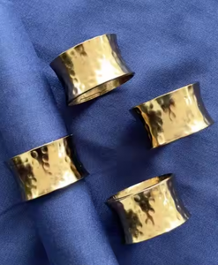 Anillos de Servilleta de Plata y Oro con Diseño Floral Inspirado en la Primavera, Hechos a Mano en Metal, para Bodas, Fiestas y Cenas - Product Image 2