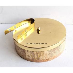 หม้ออุ่นชาปาติทรงกลมทำจากไม้พร้อมฝาปิดโลหะชุบทองเกรดสูง - Product Image 1