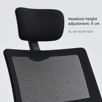 Chaise de bureau en maille noire avec appui-tête réglable en hauteur et accoudoirs à boucles sur base nylon à cinq branches pour postes de travail à domicile