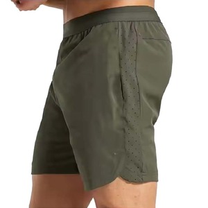 Shorts de gymnastique pour hommes de haute qualité nouveaux Shorts d'entraînement de taille élastique sportifs poches techniques teintes unies pour la course à pied entraînement en gros - Product Image 5