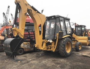 Creusage et chargement à usage intensif: Excavatrice Cat 420F - Product Image 3