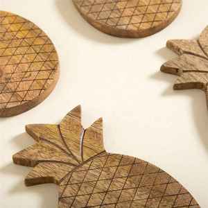 Planche à découper en bois de noyer avec motif ananas, planche à servir de fromage de haute qualité, fabriquée à la main, durable, passe au lave-vaisselle, épaisseur de 2 cm - Product Image 1