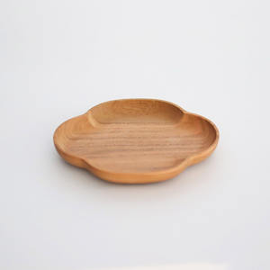 Assiette grande taille assiettes en bois en forme de nuage pour affichage de fruits et légumes plats en bois naturel fabriqués au Vietnam - Product Image 3