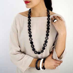 Joyería de maquillaje de lujo para mujer, con cuentas de resina multicolor, elegante diseño ovalado en forma de corazón, precio al por mayor Unisex - Product Image 6