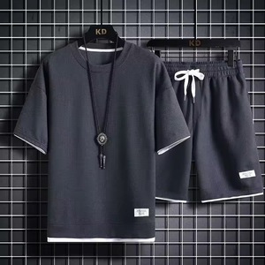 2024 été haute qualité respirant tissu sueur court ensemble nouveau Style imprimé OEM tenue décontracté pour le sport Fitness en gros - Product Image 4