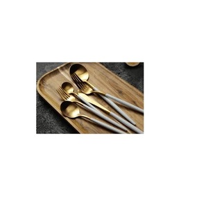 Fabricant de couverts créatifs de luxe réutilisable couteau fourchette cuillère vente en gros plaqué or ensemble de couverts en acier inoxydable - Product Image 1