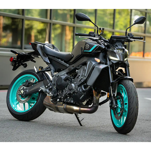 Motocicleta Deportiva Yam//aha MT-09 con Motor de Alto Torque, Manejo Ágil, Asiento Cómodo, Estilo Moderno y Chasis Duradero - Product Image 1