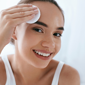 แผ่นผ้าฝ้ายออร์แกนิกขมิ้น Kojic เบิร์ชให้ความชุ่มชื้นน้ำยาล้างเครื่องสำอางขัดหน้าติดโลโก้ได้ตามต้องการ - Product Image 6