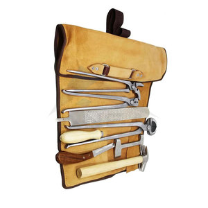 Kit d'outils de soin des sabots de maréchal-ferrant professionnel personnalisé de 8 pièces ensemble de toilettage, de ferrage et d'entretien en acier inoxydable de qualité supérieure - Product Image 6