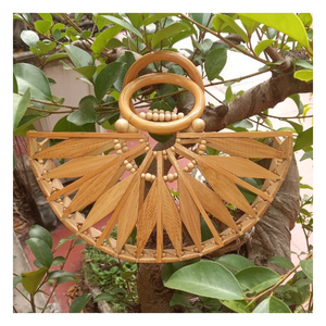 Bolso de bambú bohemio elegante, respetuoso con el medio ambiente, artesanía hecha a mano, agrega un ambiente de verano natural a cualquier atuendo, ideal para Resorts o picnics - Product Image 4