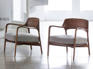 Chaise longue moderne Jolie fabriquée à partir d'un cadre en bois de teck massif et de coussins épais avec finition en noyer pour l'intérieur et l'extérieur. - Product Image 2