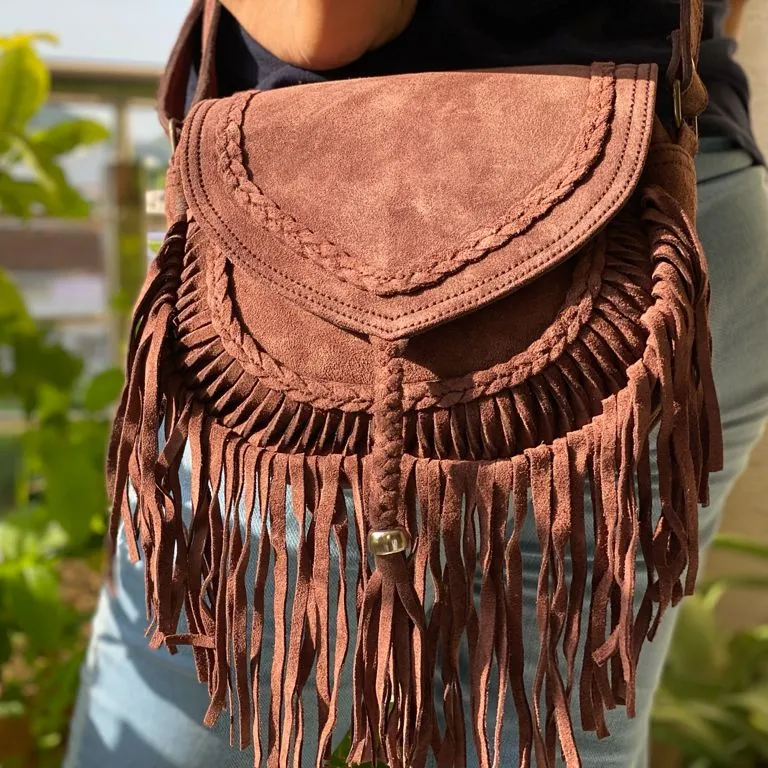 Kadın omuzdan askili çanta kızlar çapraz vücut çanta şık Fringe süet püskül çanta Boho deri çanta