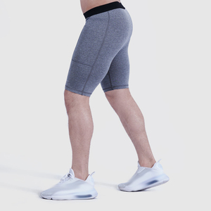 100% Polyester sans couture hommes coupe serrée Leggings courts pantalons en gros bas prix Fitness Gym musculation Shorts pour hommes - Product Image 3