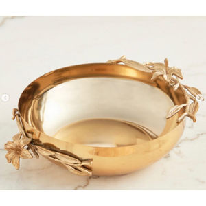 Bol à chocolat attrayant bol décoratif à la maison affichage de dessert finition dorée martelée en métal avec un bel accent floral sur les côtés - Product Image 4